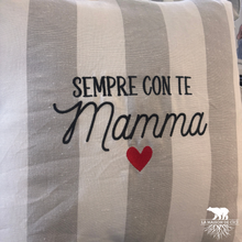 Carica l'immagine nel visualizzatore di Gallery, Cuscino “Sempre con te mamma”
