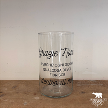 Carica l'immagine nel visualizzatore di Gallery, vaso-festa-nonni-1